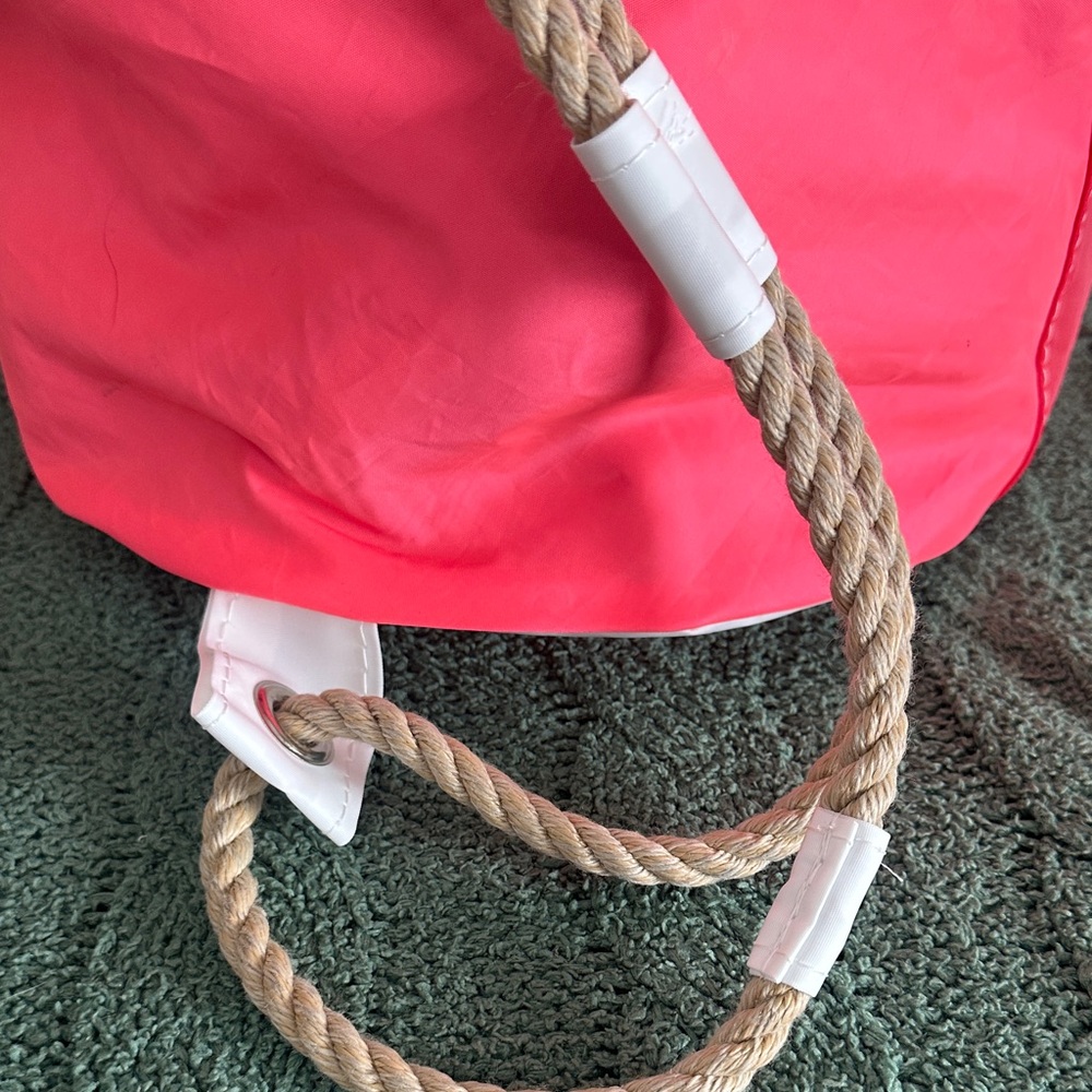 Sea Bags Maine Tote Backpack Coral Sail Bag Rope Handle NEW! - Picture 5 of 10